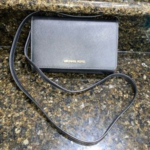 Michael Kors Jet Set Crossbody